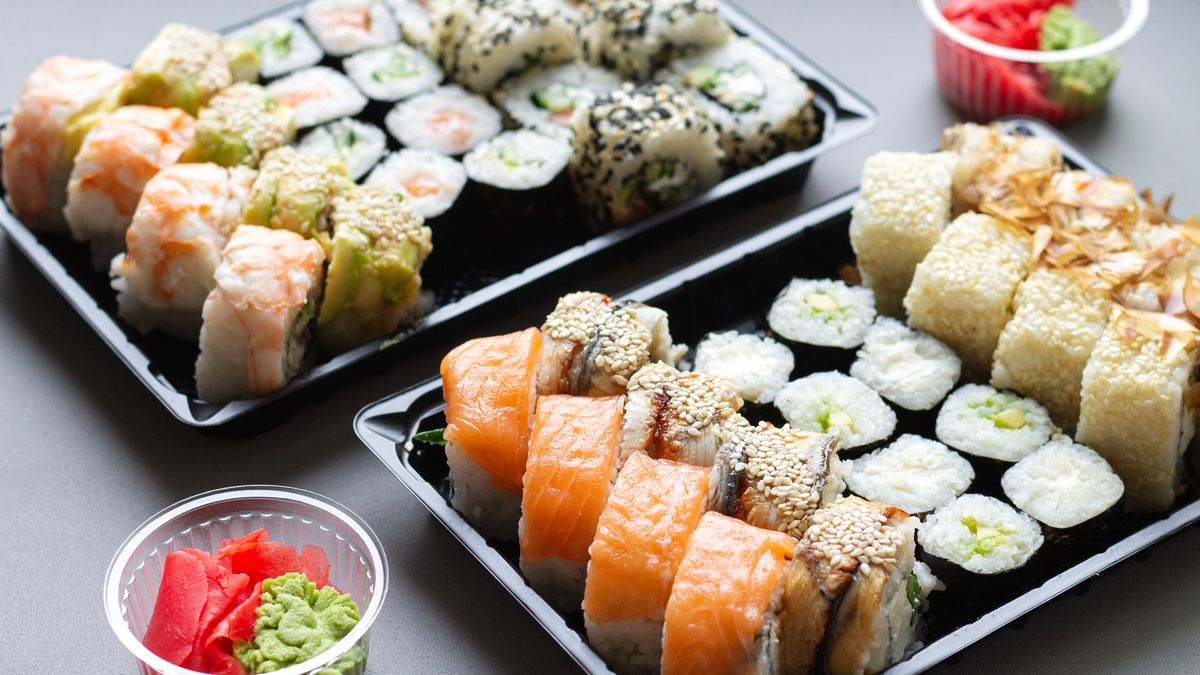 How Long Can Sushi Sit Out: Sushi Safety Guidelines