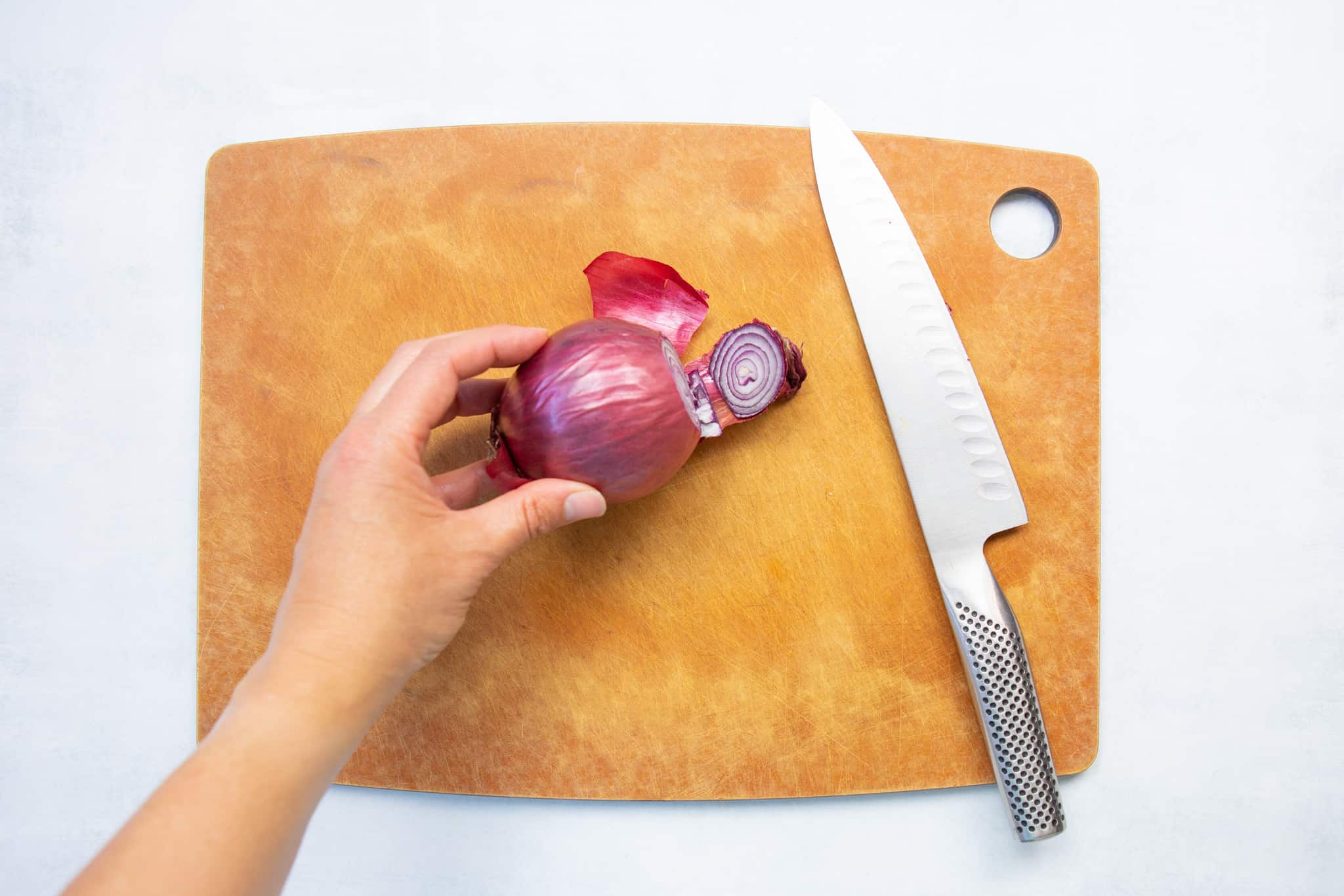 How to Cut Onion for Kabobs: Tips for Perfectly Sized Kabob Ingredients