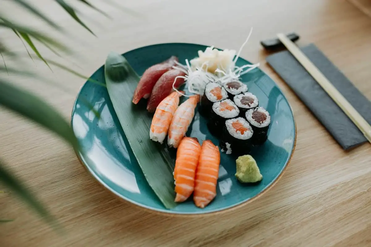 How Long Can Sushi Sit Out: Sushi Safety Guidelines