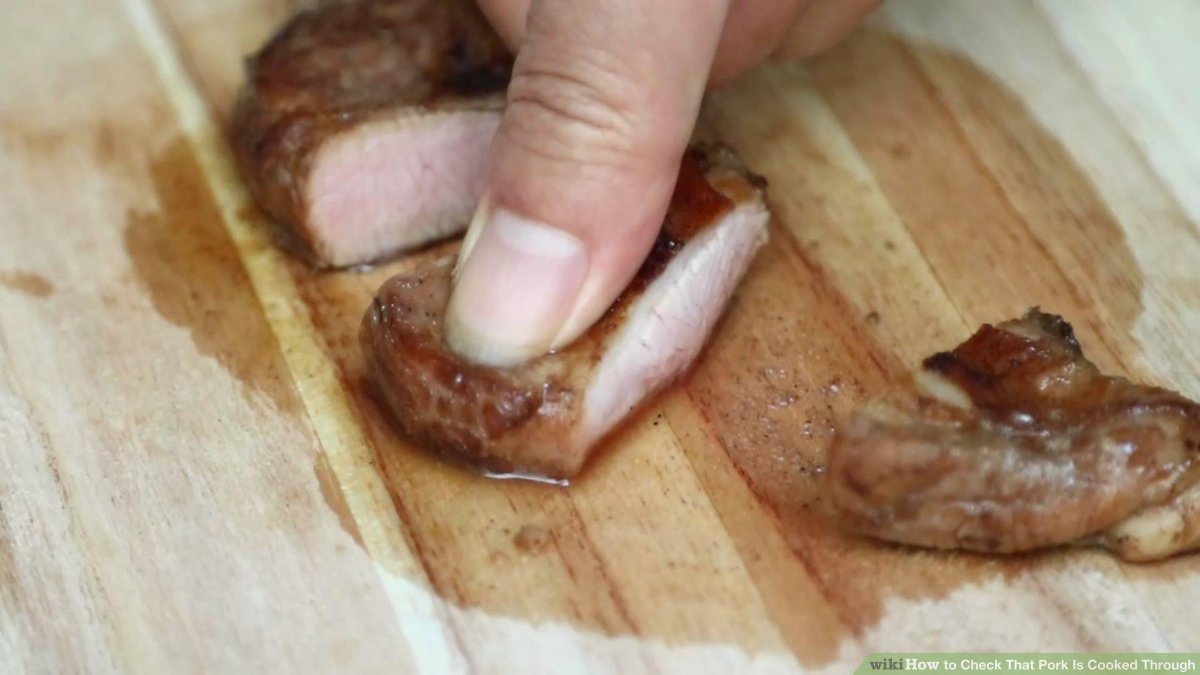 How Long Can Cooked Pork Sit Out: Ensuring Pork Safety