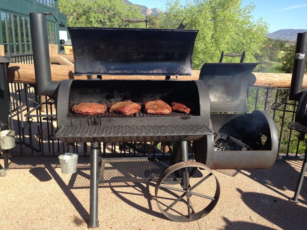 How to Use Offset Smoker: Mastering the Offset Smoking Technique